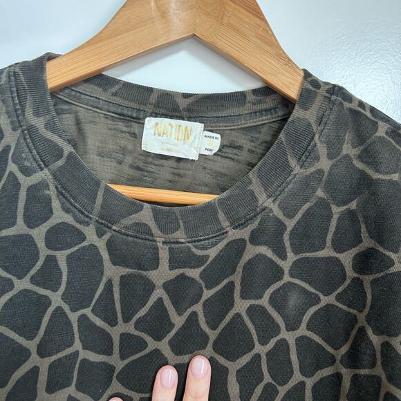 Nation Ltd. Giraffe Print Oversized T Shirt - Picture 4 of 7